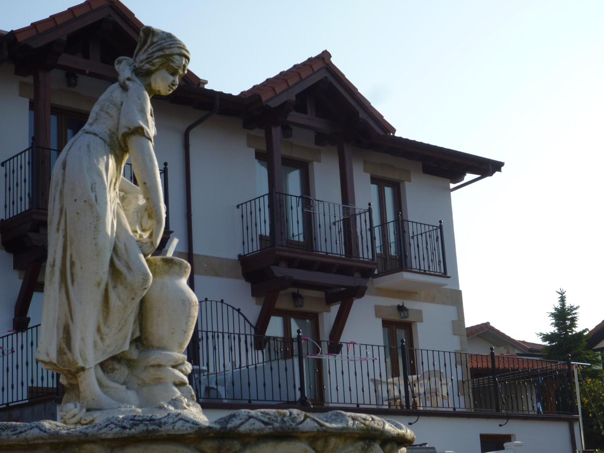 Apartamentos La Fuente De Enmedio Suances Luaran gambar
