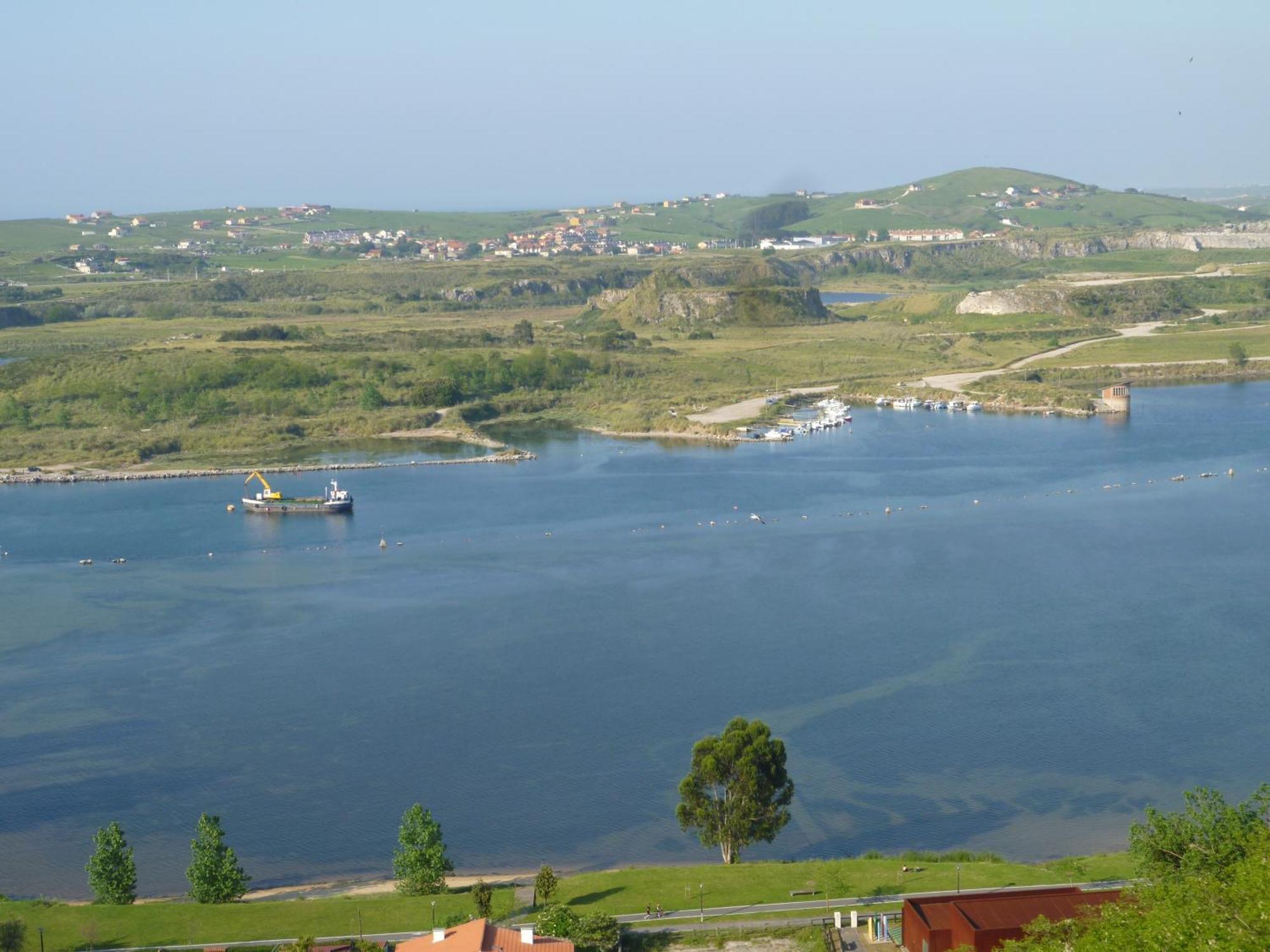 Apartamentos La Fuente De Enmedio Suances Luaran gambar